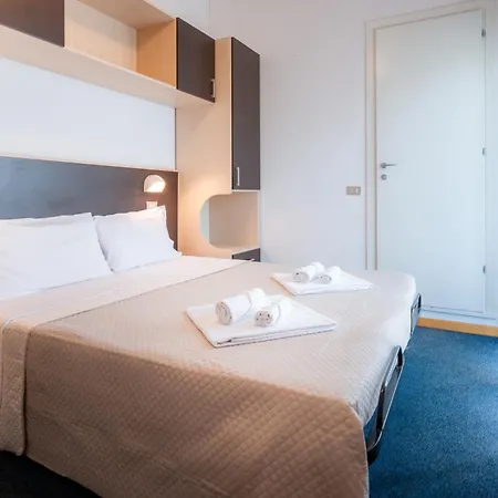 Vmbabyhotel&residence Hotel 3*