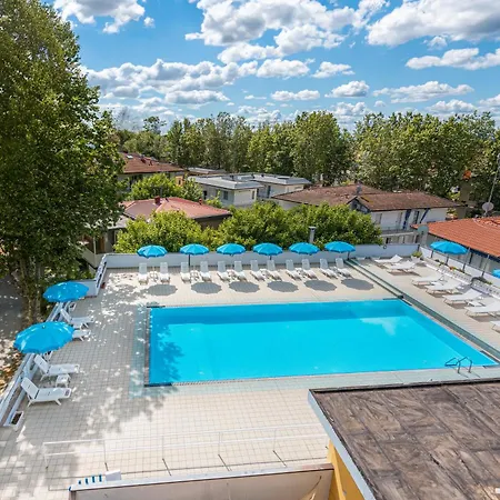 Hotel Vmbabyhotel&residence 3*