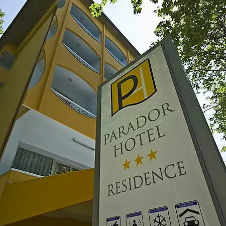 Hotel & 3*