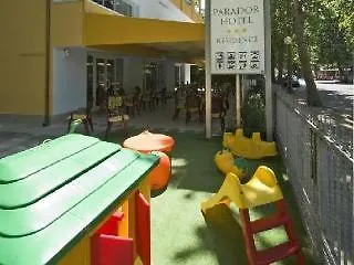 Hotel & 3*